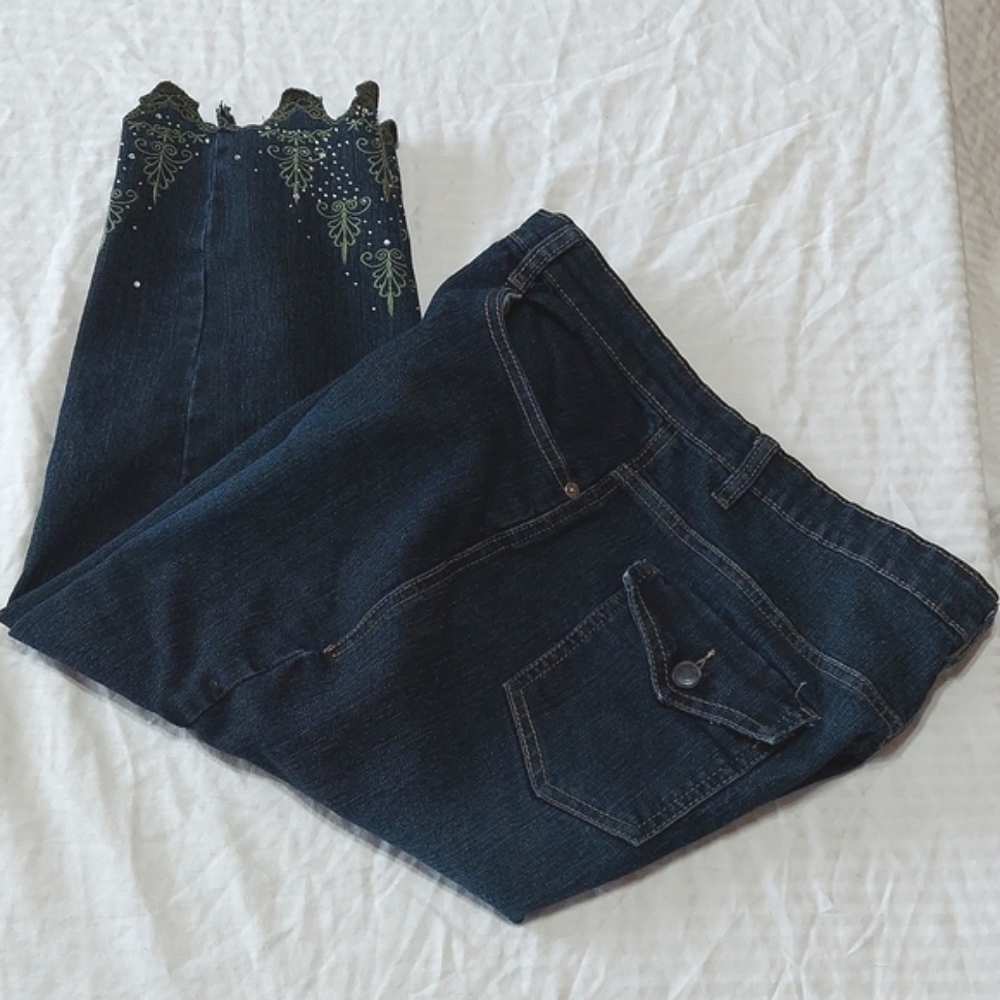 Cropped Jeans Size 12 by Jean Bay